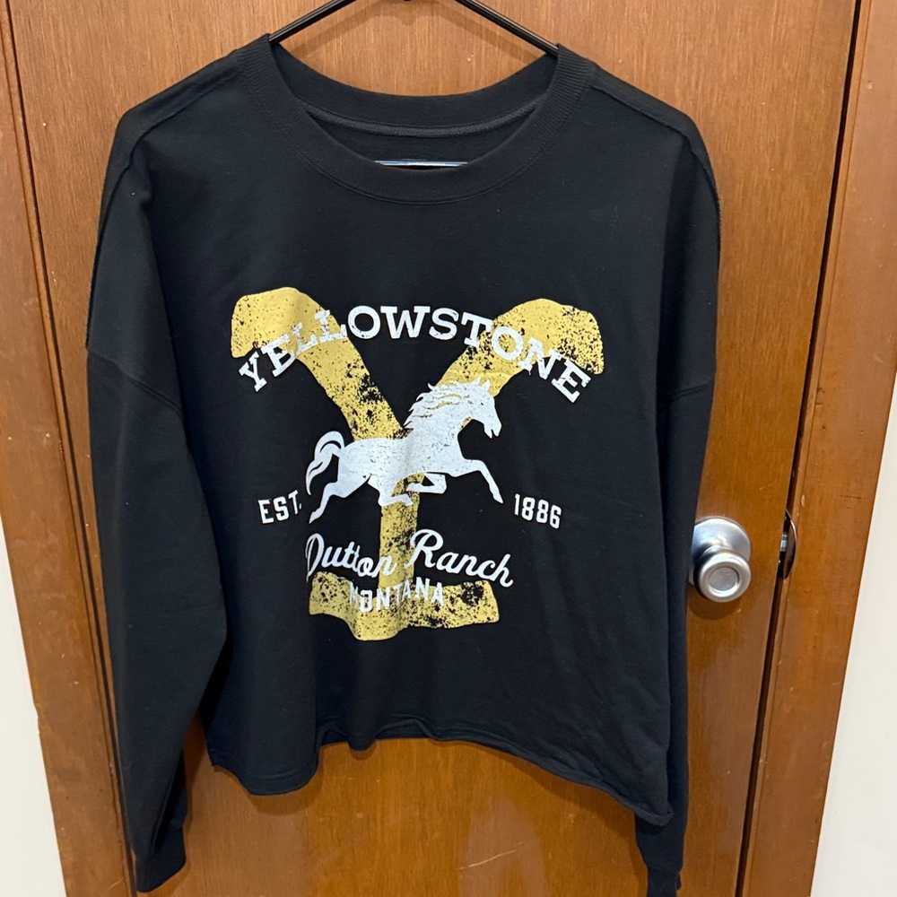 Yellowstone Black Graphic Women's Sweatshirt